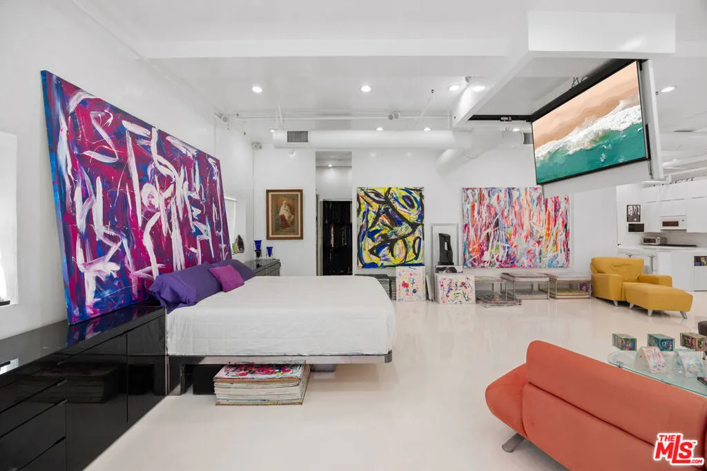 1645 Vine Street 602, Los Angeles, California 90028 home-pic-25