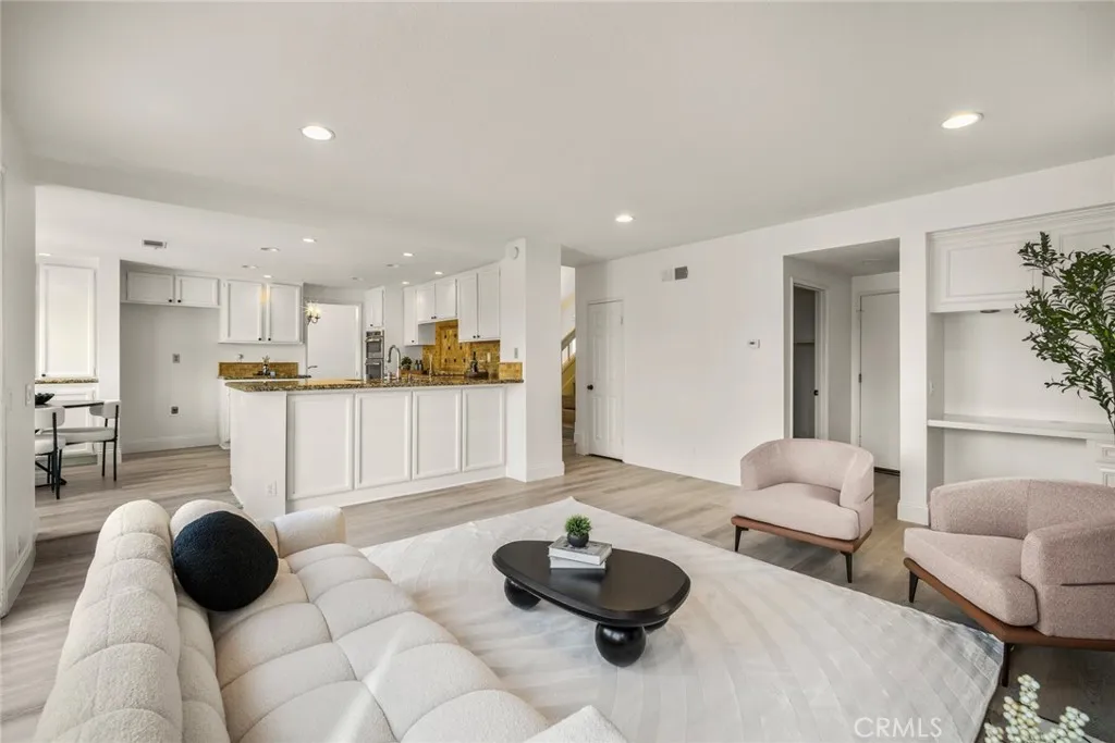 26732 Trasmiras, Mission Viejo, California 92692 home-pic-20