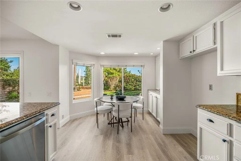 26732 Trasmiras, Mission Viejo, California 92692 home-pic-11