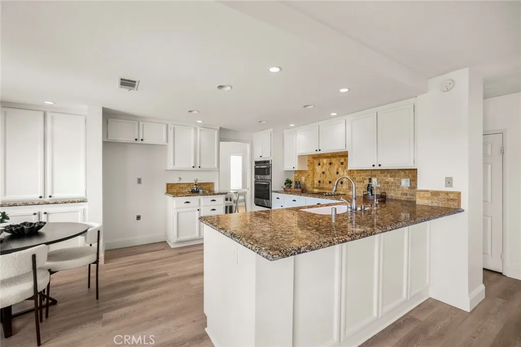 26732 Trasmiras, Mission Viejo, California 92692 home-pic-16