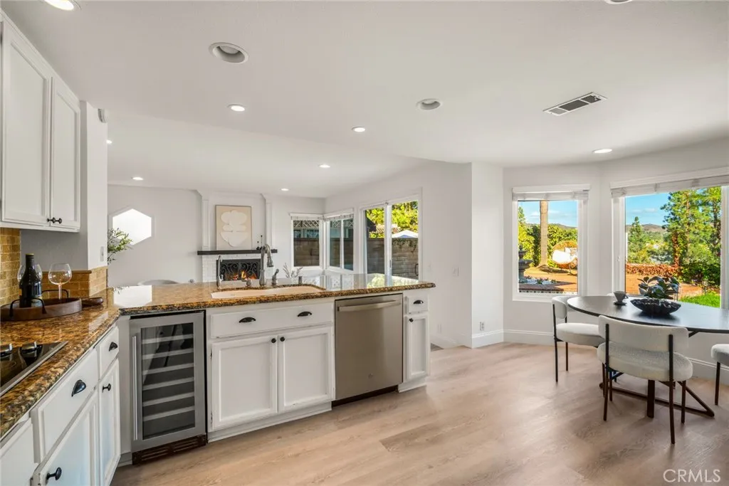 26732 Trasmiras, Mission Viejo, California 92692 home-pic-12