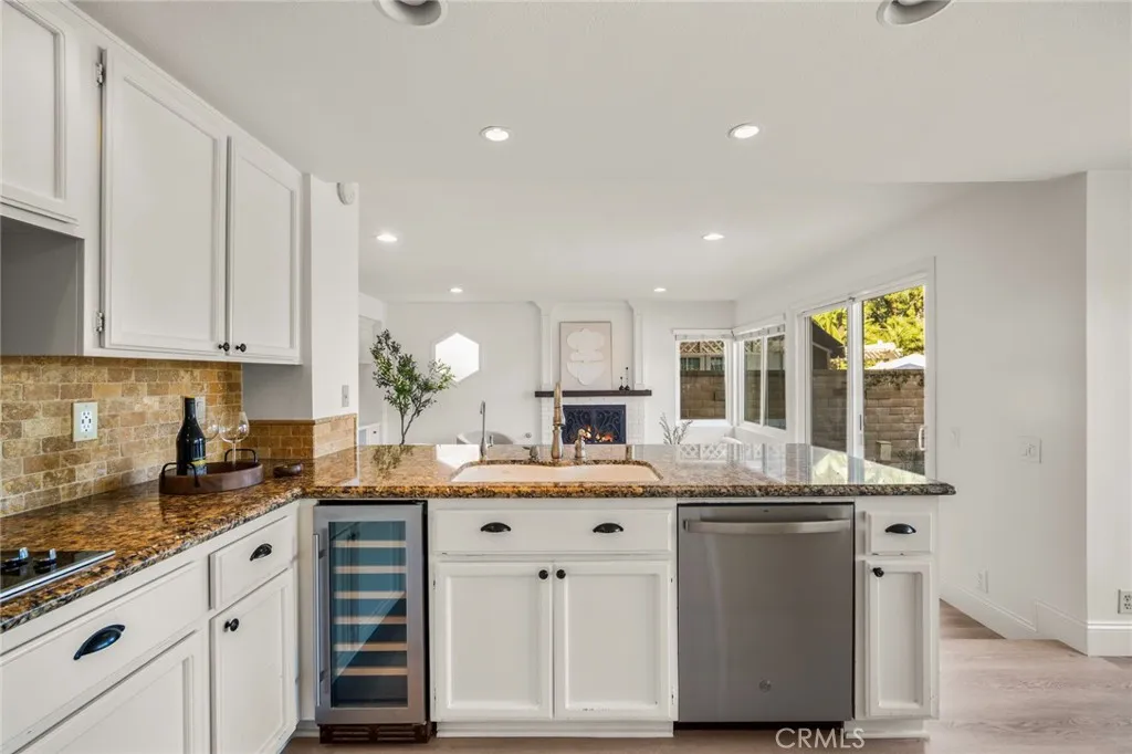 26732 Trasmiras, Mission Viejo, California 92692 home-pic-13