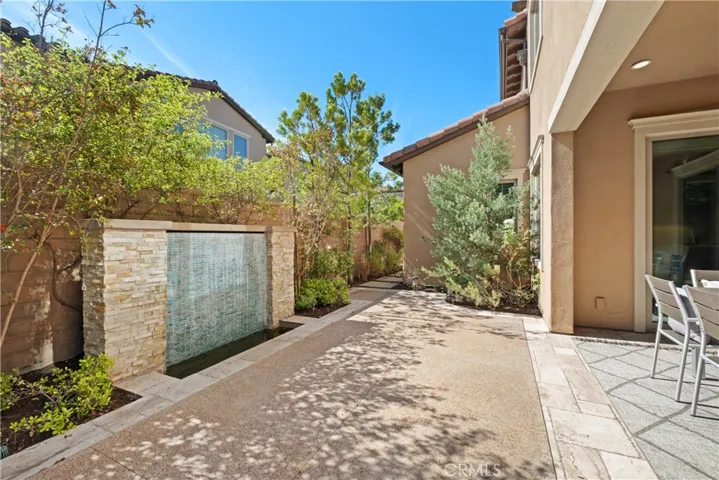 64 English Saddle, Irvine, California 92602