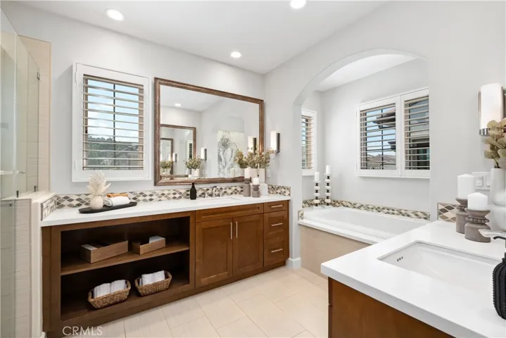 64 English Saddle, Irvine, California 92602