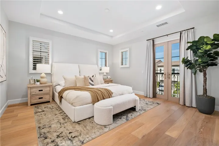 64 English Saddle, Irvine, California 92602