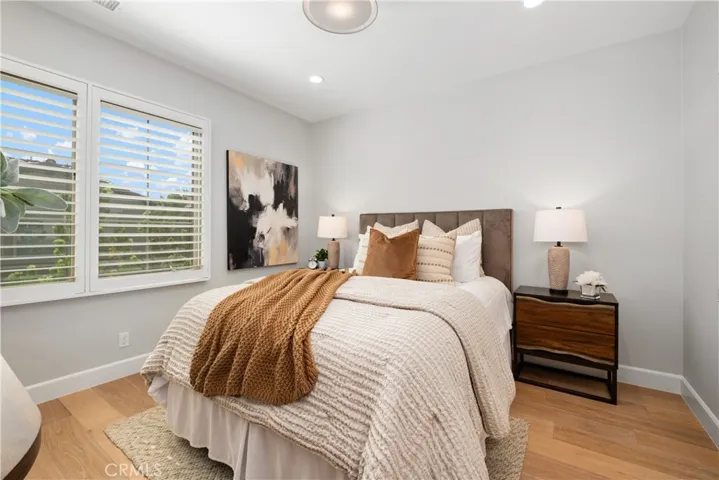 64 English Saddle, Irvine, California 92602