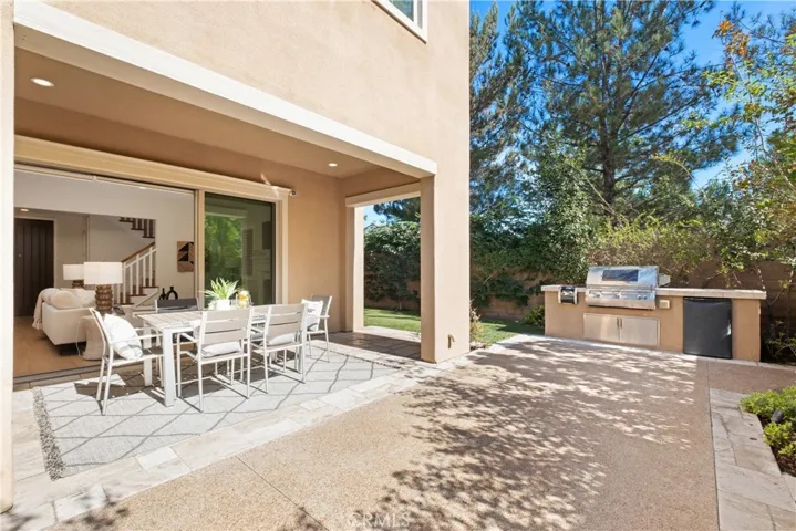 64 English Saddle, Irvine, California 92602
