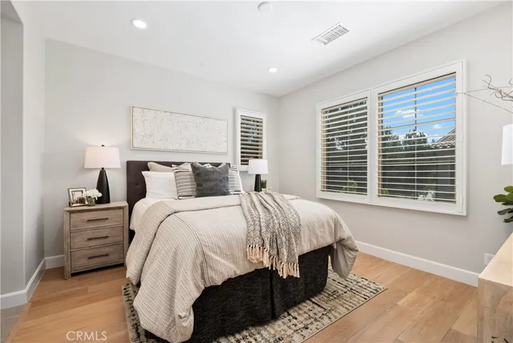 64 English Saddle, Irvine, California 92602
