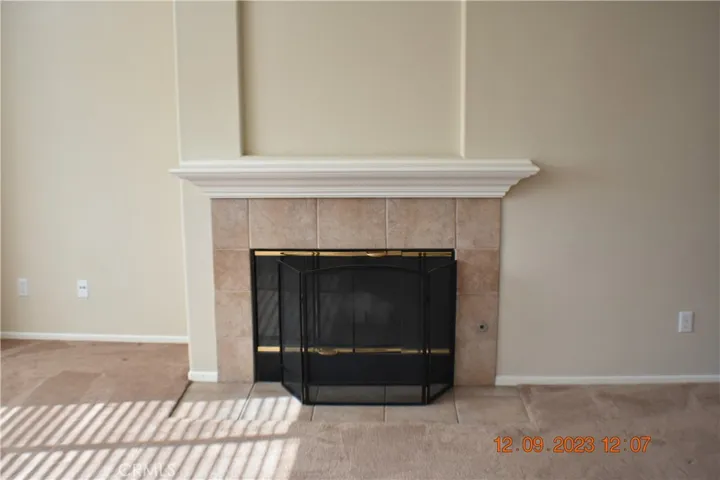 13735 Goldcrest Lane, Eastvale, California 92880