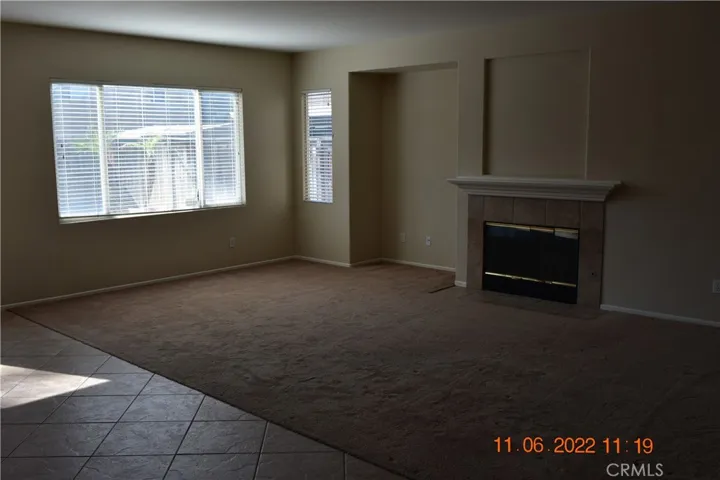 13735 Goldcrest Lane, Eastvale, California 92880