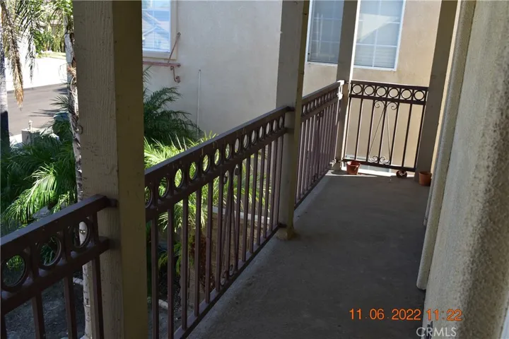 13735 Goldcrest Lane, Eastvale, California 92880