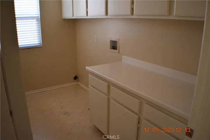 13735 Goldcrest Lane, Eastvale, California 92880