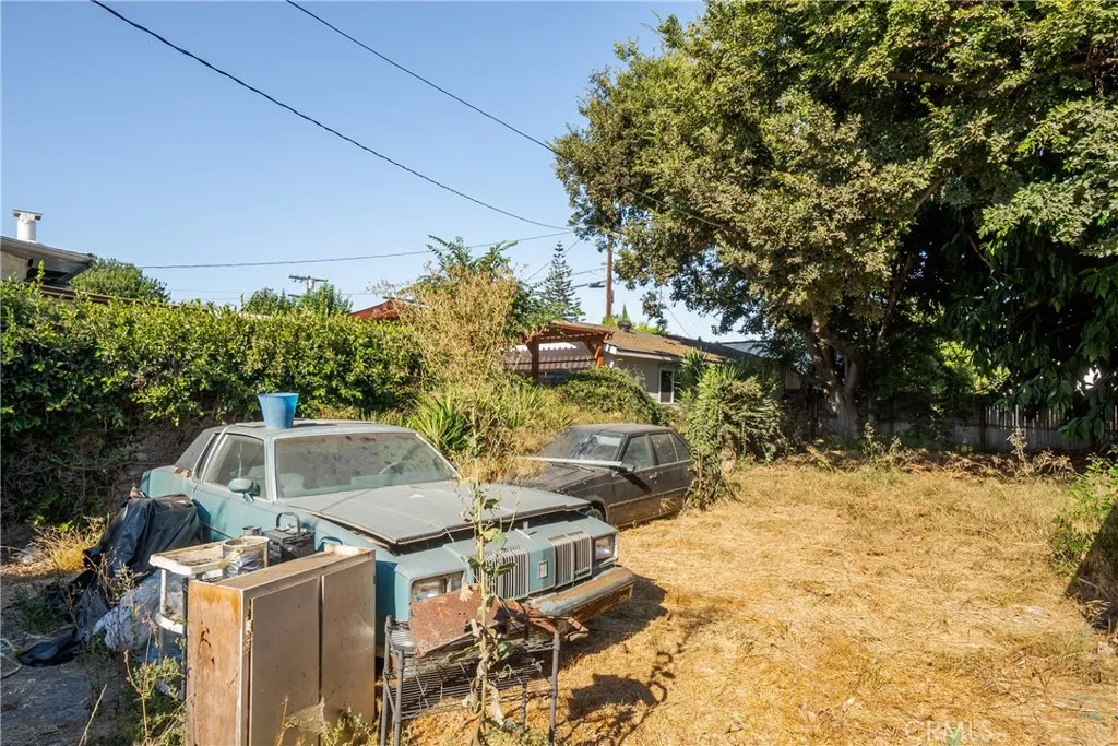 2936 Edgehill Drive, Los Angeles, California 90018 home-pic-16