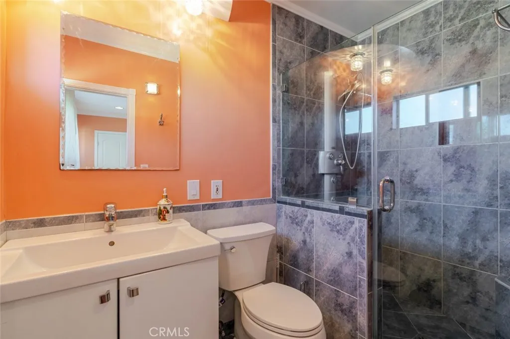 6232 Morse Avenue, North Hollywood, California 91606 home-pic-17