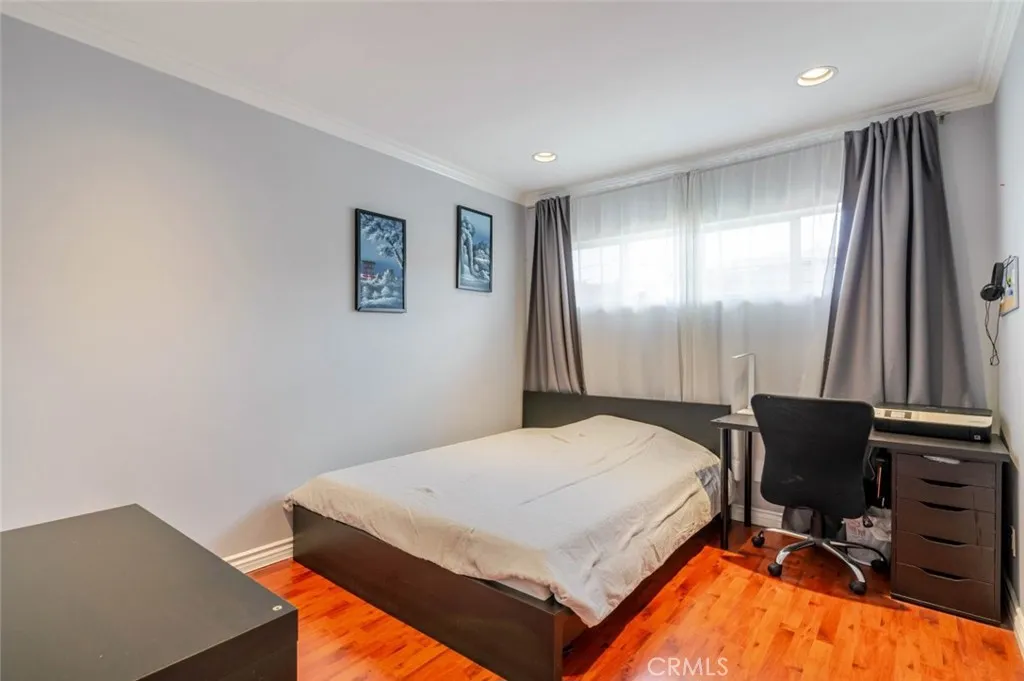 6232 Morse Avenue, North Hollywood, California 91606 home-pic-22