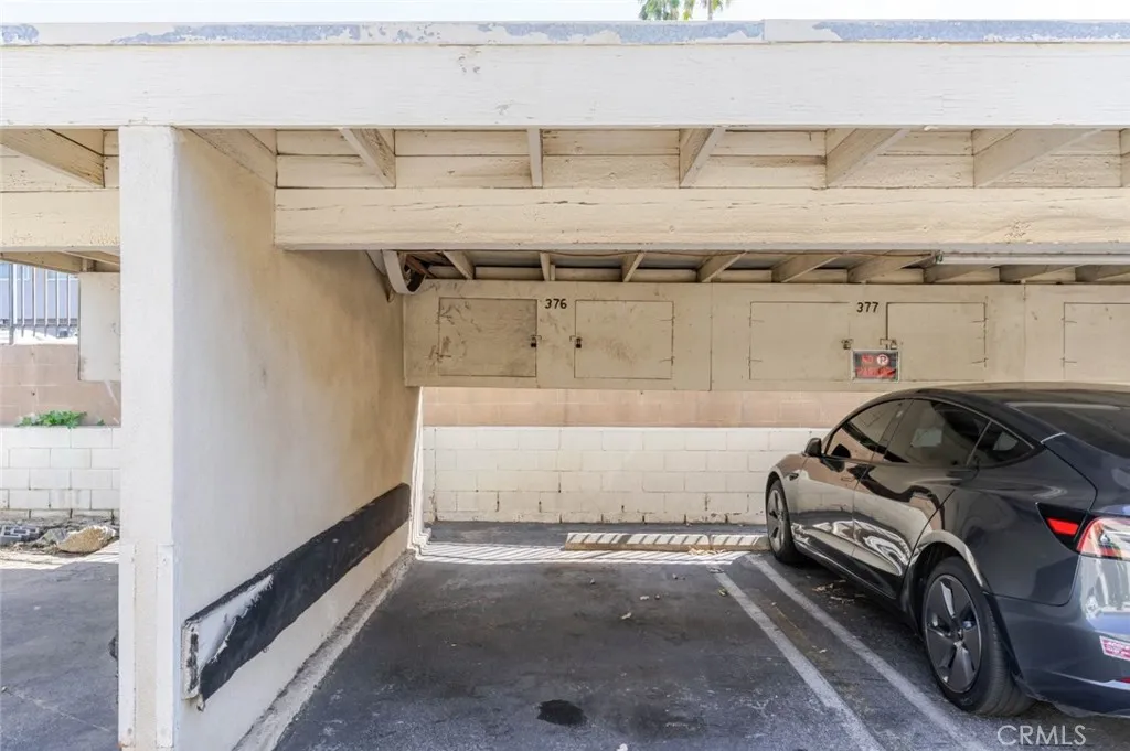 6232 Morse Avenue, North Hollywood, California 91606 home-pic-28