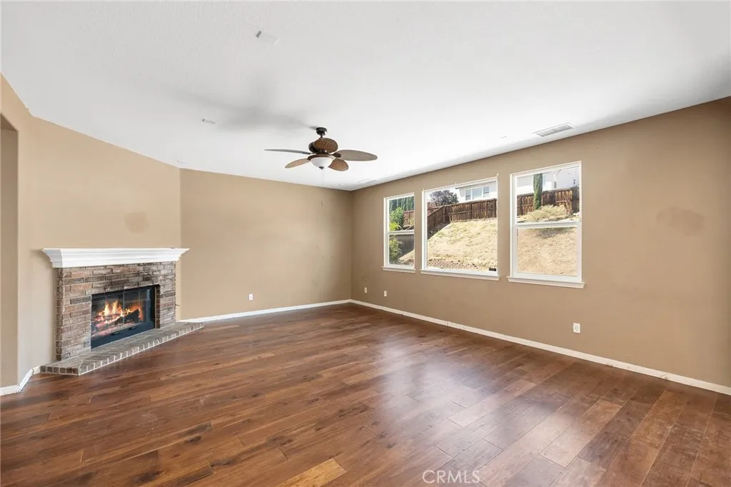 28475 Nautical Point Cir, Menifee, California 92585 home-pic-24