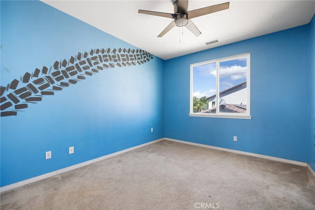 28475 Nautical Point Cir, Menifee, California 92585 home-pic-37