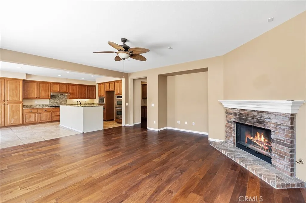 28475 Nautical Point Cir, Menifee, California 92585 home-pic-25