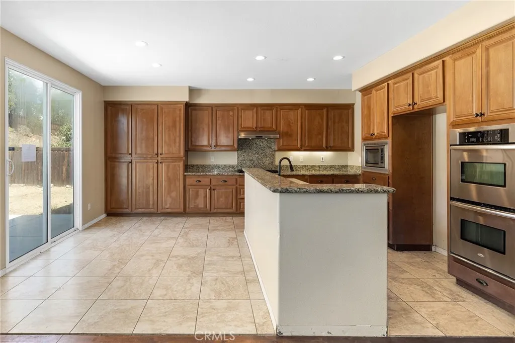 28475 Nautical Point Cir, Menifee, California 92585 home-pic-22