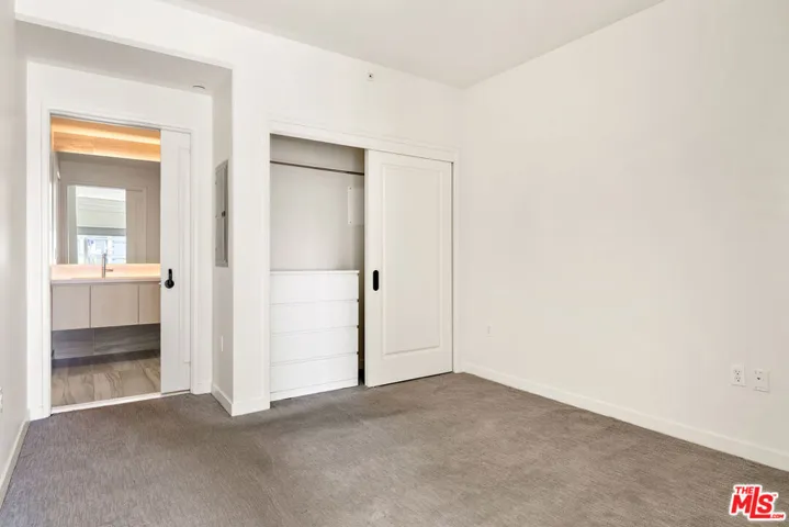 1050 S Grand Avenue 1405, Los Angeles, California 90015