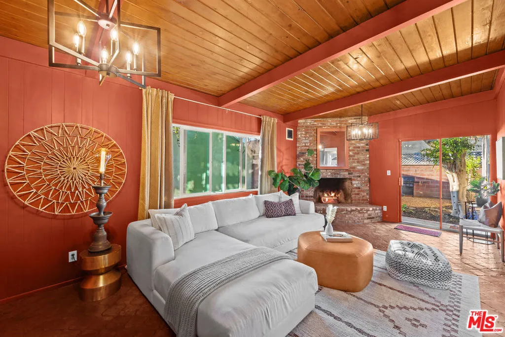 11205 Hayter Avenue, Culver City, California 90230 home-pic-5