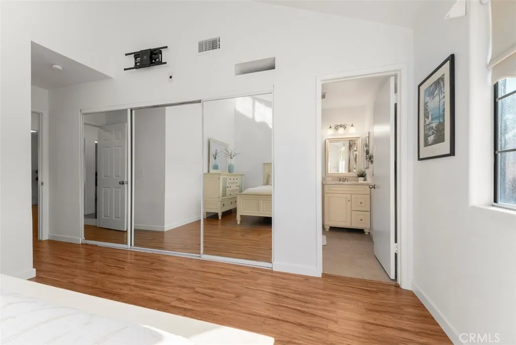 692 N Rancho Santiago Blvd, Orange, California 92869 home-pic-13