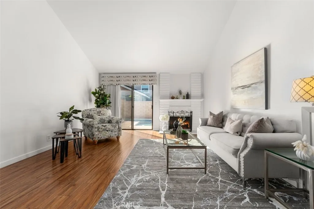 692 N Rancho Santiago Blvd, Orange, California 92869 home-pic-7