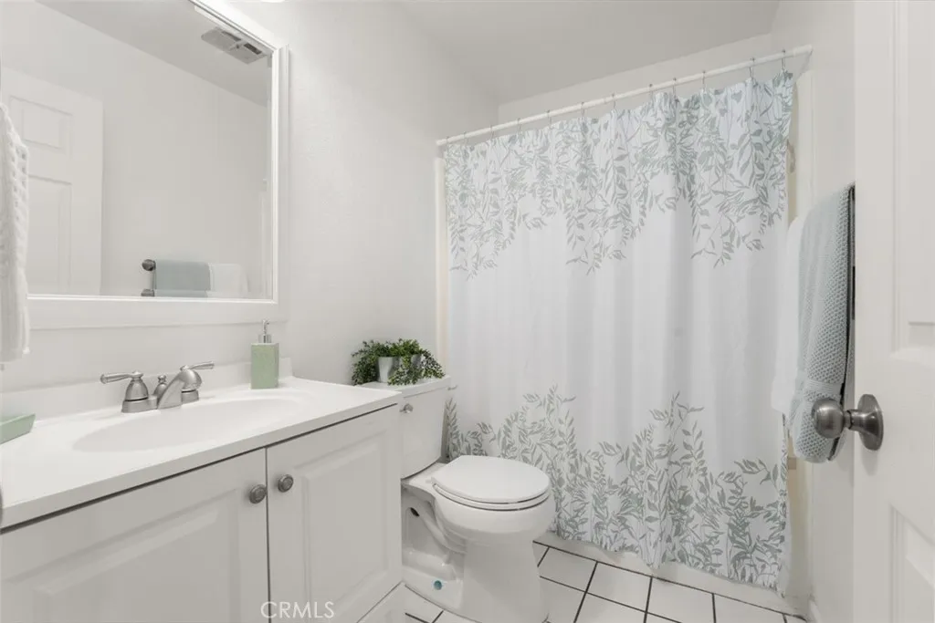 692 N Rancho Santiago Blvd, Orange, California 92869 home-pic-14