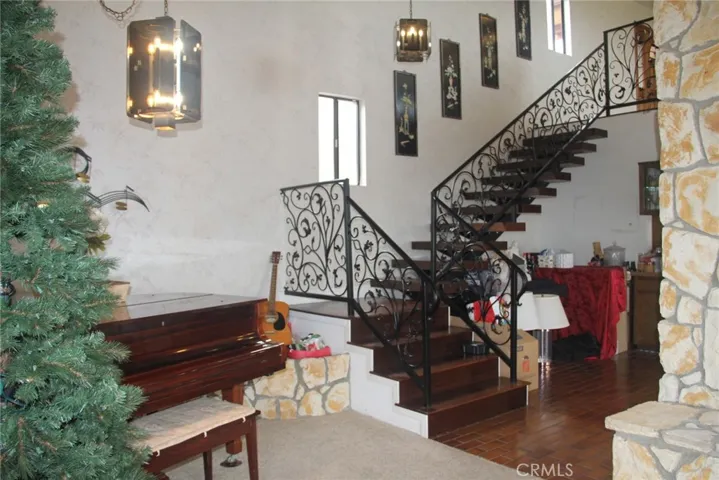29702 Grandpoint Lane, Rancho Palos Verdes, California 90275