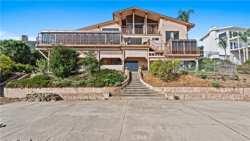 29702 Grandpoint Lane, Rancho Palos Verdes, California 90275