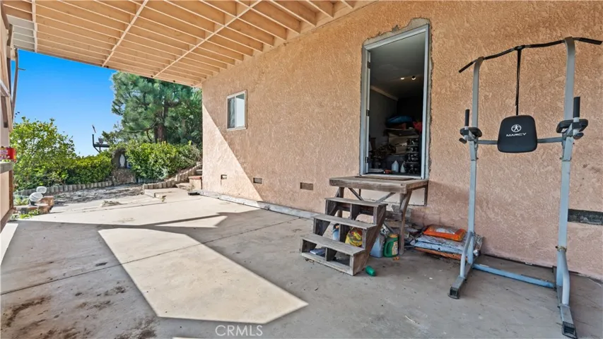 29702 Grandpoint Lane, Rancho Palos Verdes, California 90275