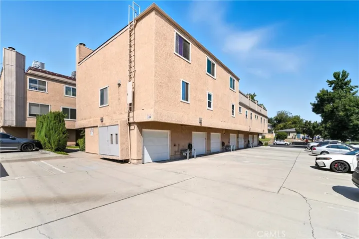 334 S Walnut 13, Brea, California 92821