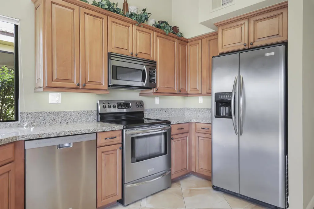 241 Bouquet Canyon Drive, Palm Desert, California 92211 home-pic-13