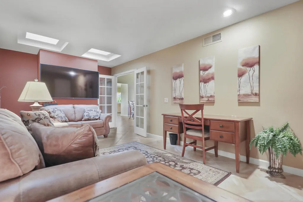 241 Bouquet Canyon Drive, Palm Desert, California 92211 home-pic-4