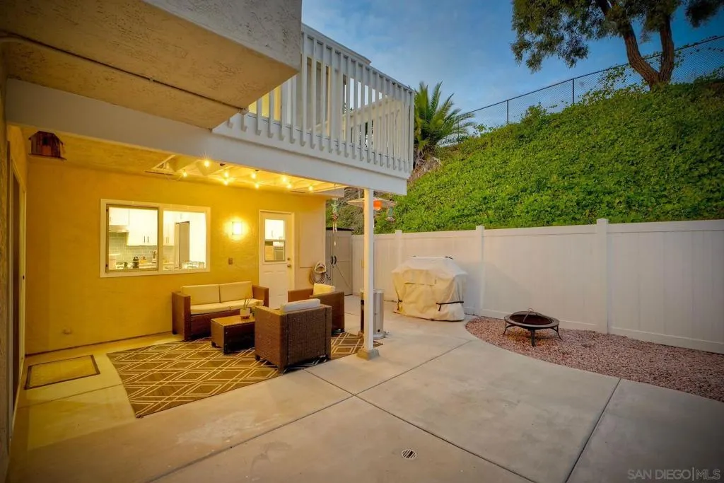 1341 Caminito Septimo, Cardiff By The Sea, California 92007 home-pic-31