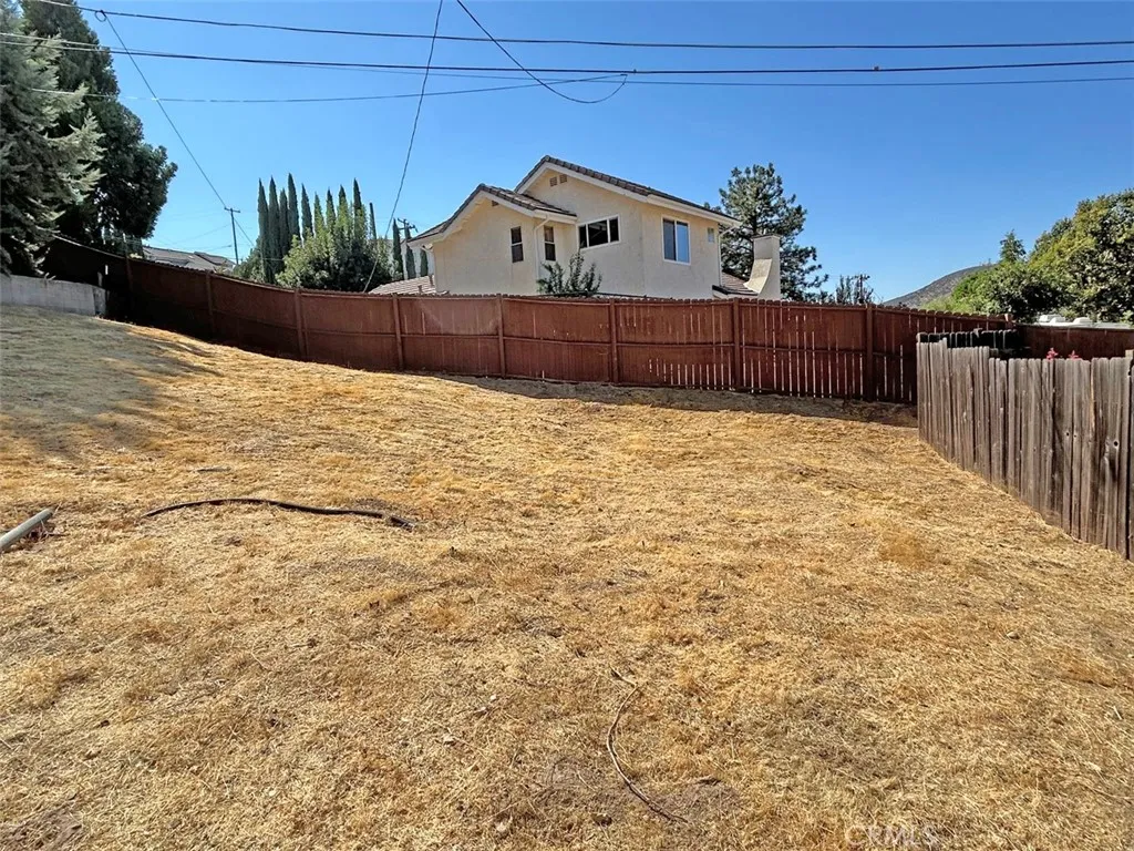 42915 Algood, Lake Elizabeth, California 93532 home-pic-12