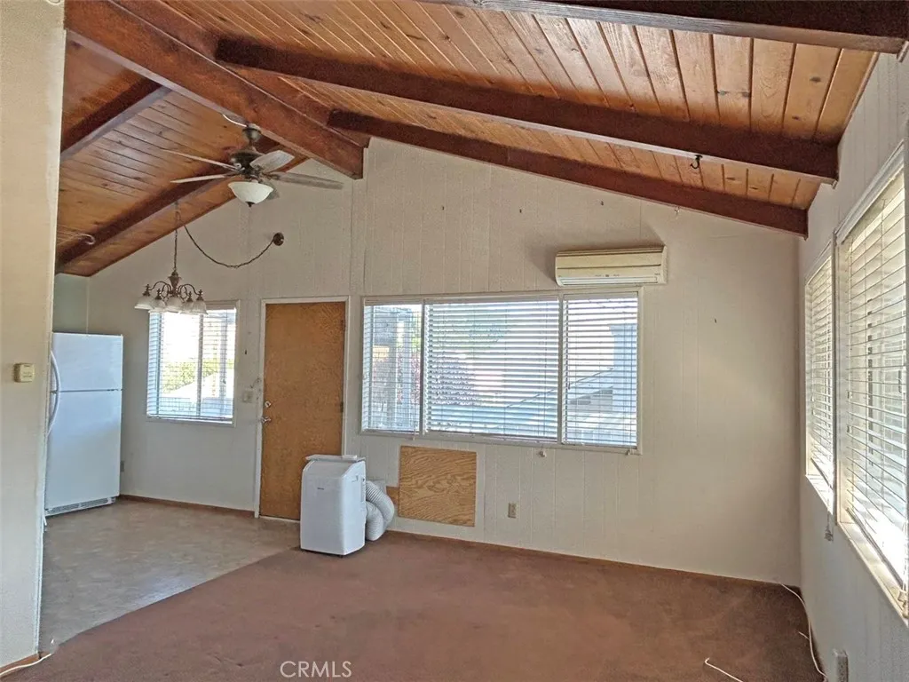 42915 Algood, Lake Elizabeth, California 93532 home-pic-5