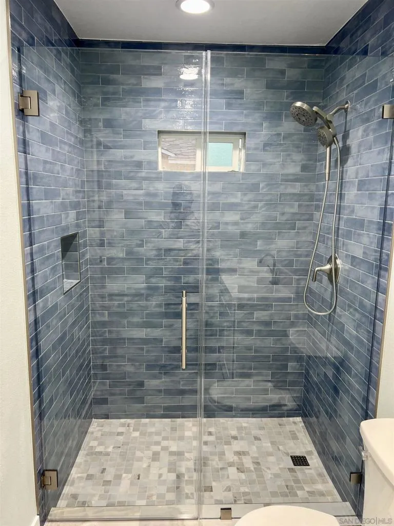 518 N Rose St, Anaheim, California 92805 home-pic-7