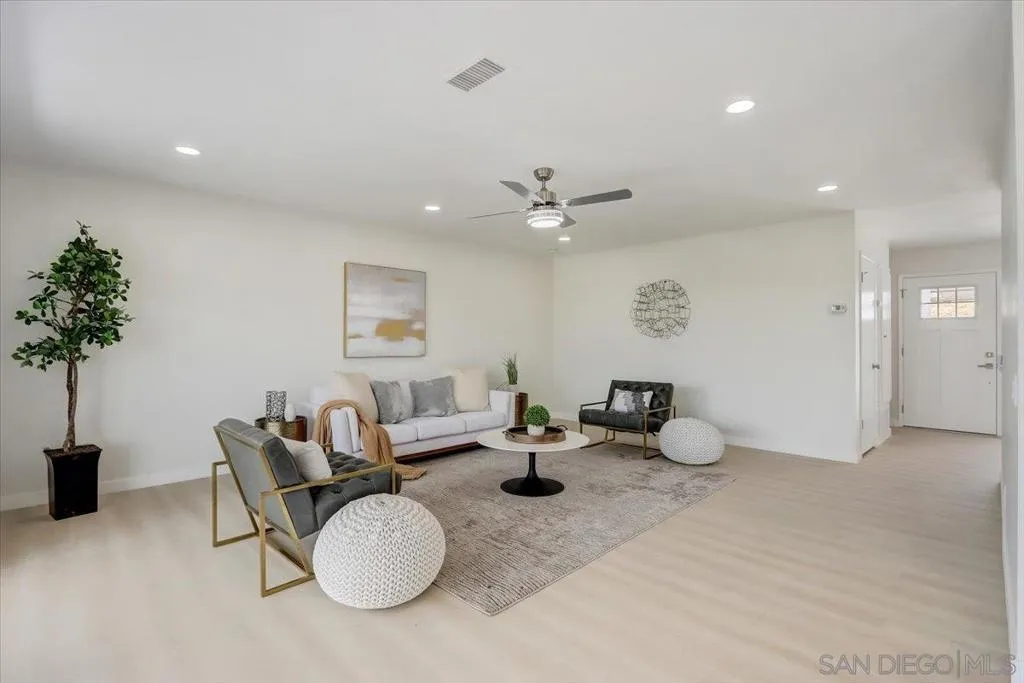 , Oceanside, California 92057 home-pic-8