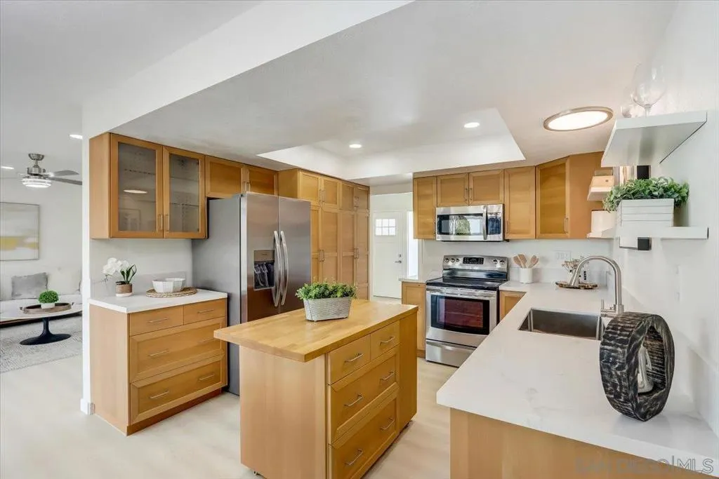 , Oceanside, California 92057 home-pic-19