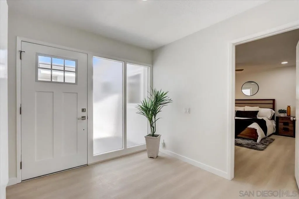 , Oceanside, California 92057 home-pic-6