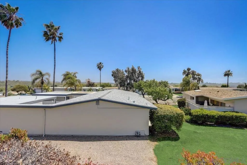 , Oceanside, California 92057 home-pic-40
