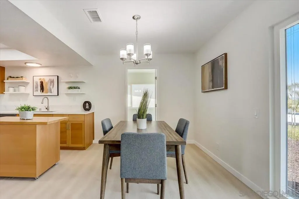 , Oceanside, California 92057 home-pic-12