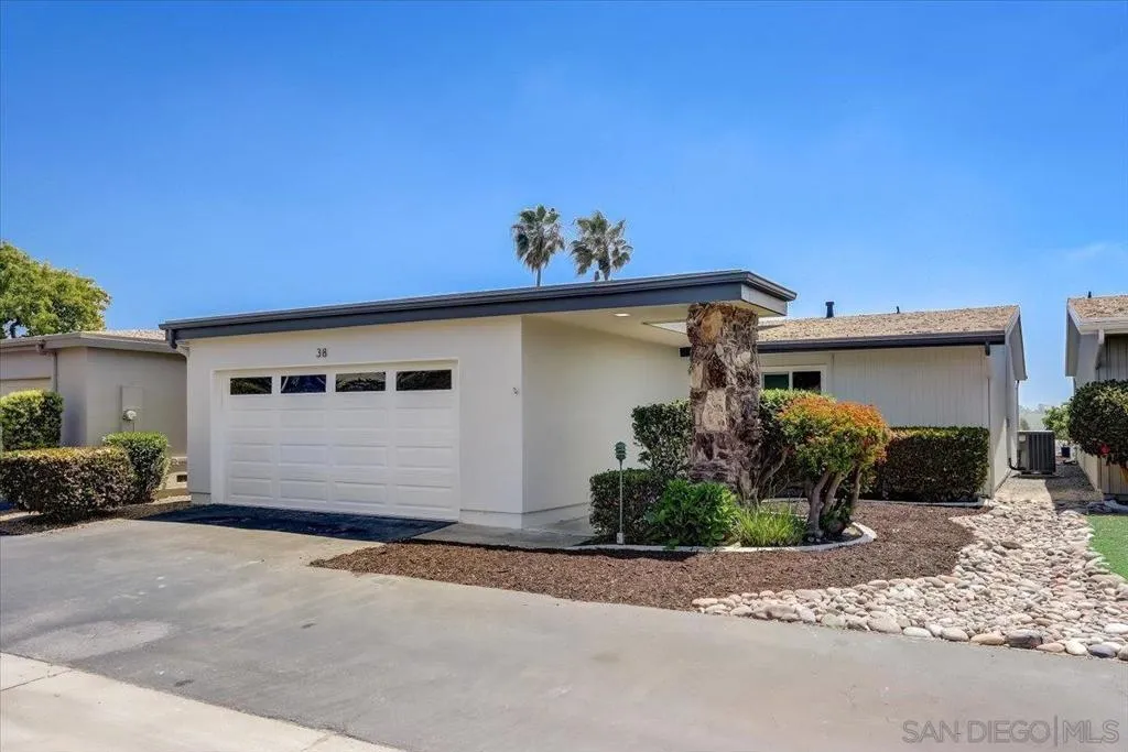 , Oceanside, California 92057 home-pic-2