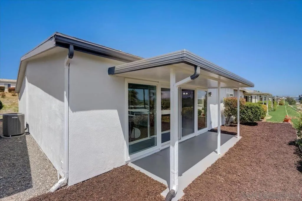 , Oceanside, California 92057 home-pic-37