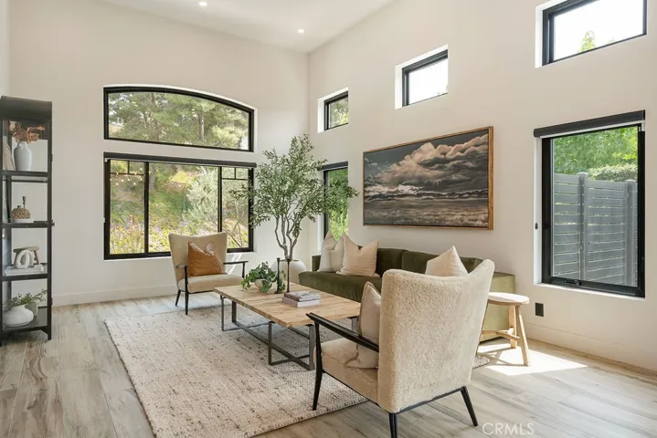 837 S Canyon Mist Lane, Anaheim Hills, California 92808
