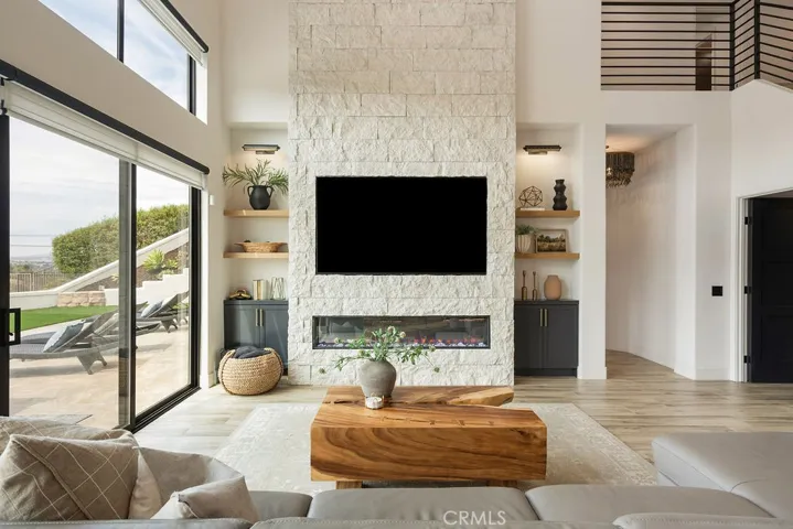 837 S Canyon Mist Lane, Anaheim Hills, California 92808