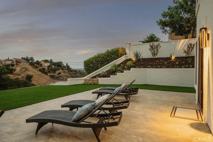 837 S Canyon Mist Lane, Anaheim Hills, California 92808
