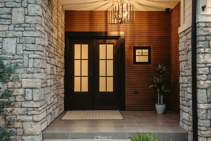 837 S Canyon Mist Lane, Anaheim Hills, California 92808